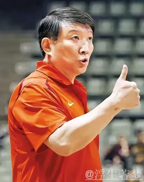 周薪40万的红军核心表现低迷：半场0射正+0成功过人+15次丢球权